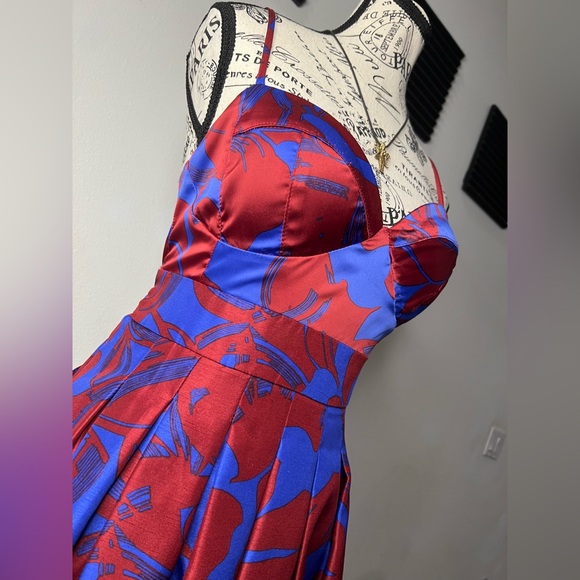 Rubber ducky dress small - Picture 5 of 14